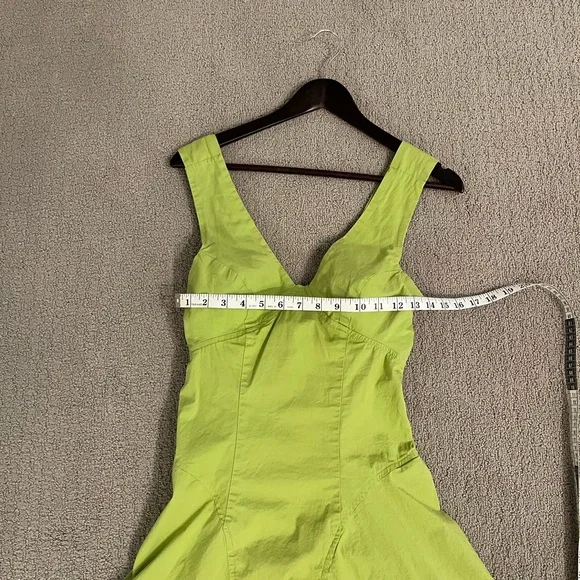 🩷 Free People Lime Green Mini Dress Size XS Open Back Summer Cute Sexy Youthful - Picture 3 of 7